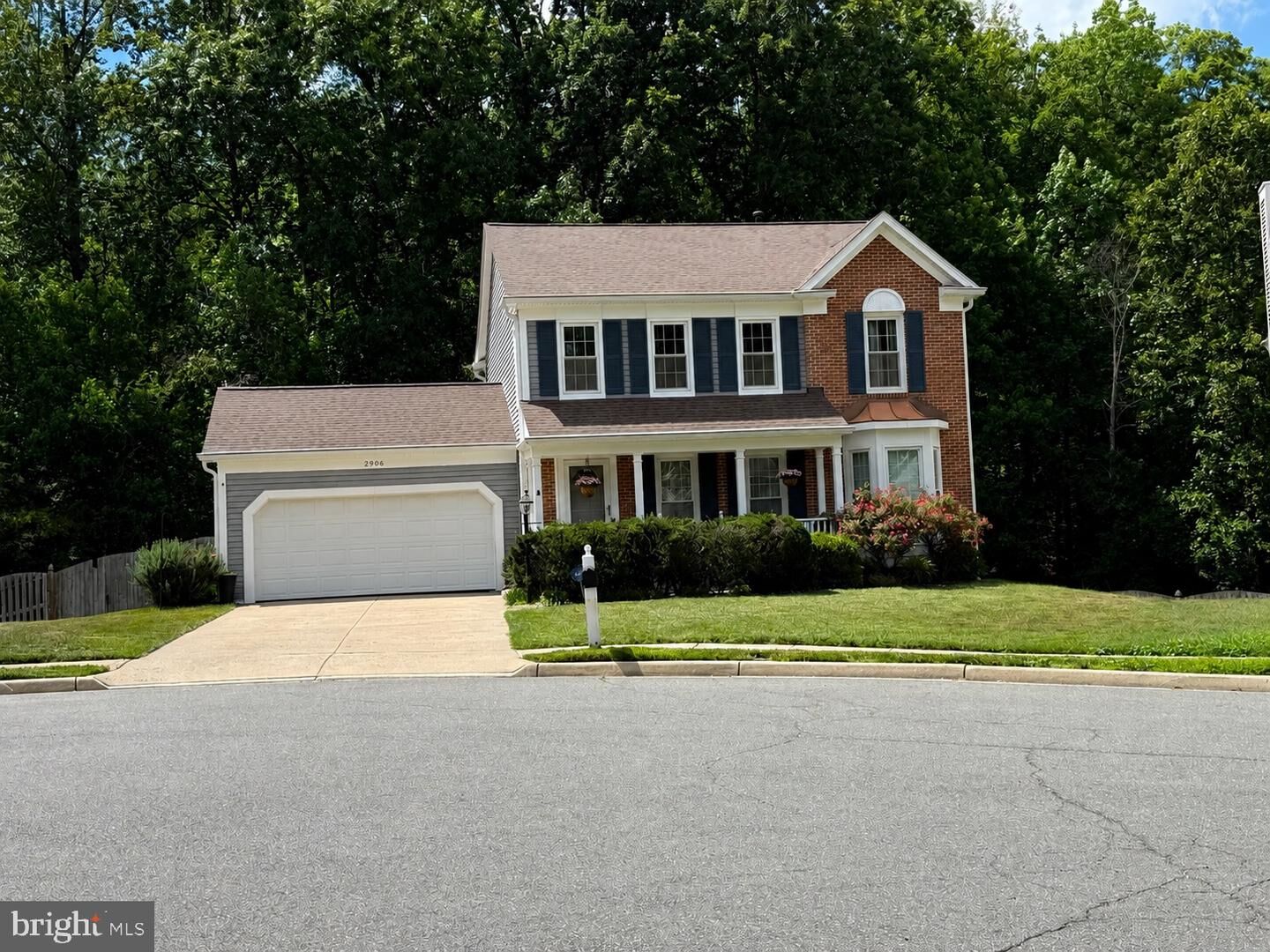 Property Photo:  2906 Chevoit Hill Court  VA 22191 