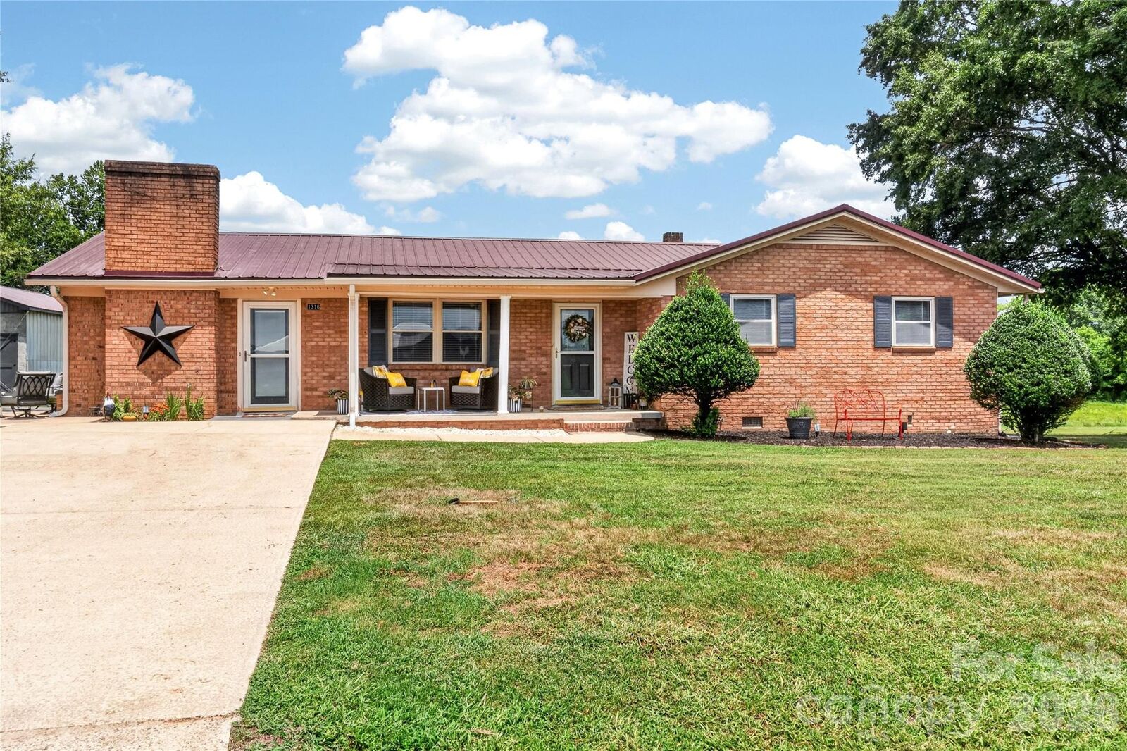 Property Photo:  1316 Drumstand Road  NC 28678 