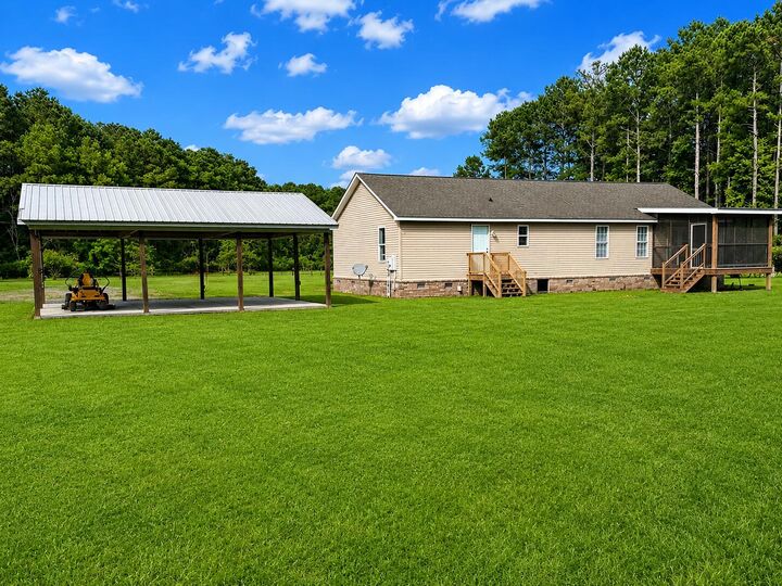 Property Photo: 573 Pecan Orchard Drive SC 29472