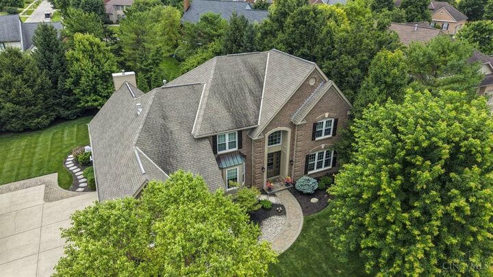 Property Photo:  6915 Hampton Cove Court  OH 45040 