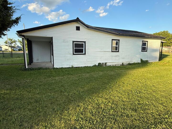 Property Photo:  517 Earl Avenue  OH 43160 