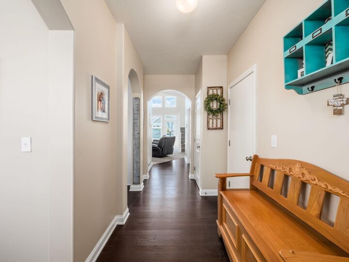 Property Photo:  5615 Lanterns Way  OH 43146 