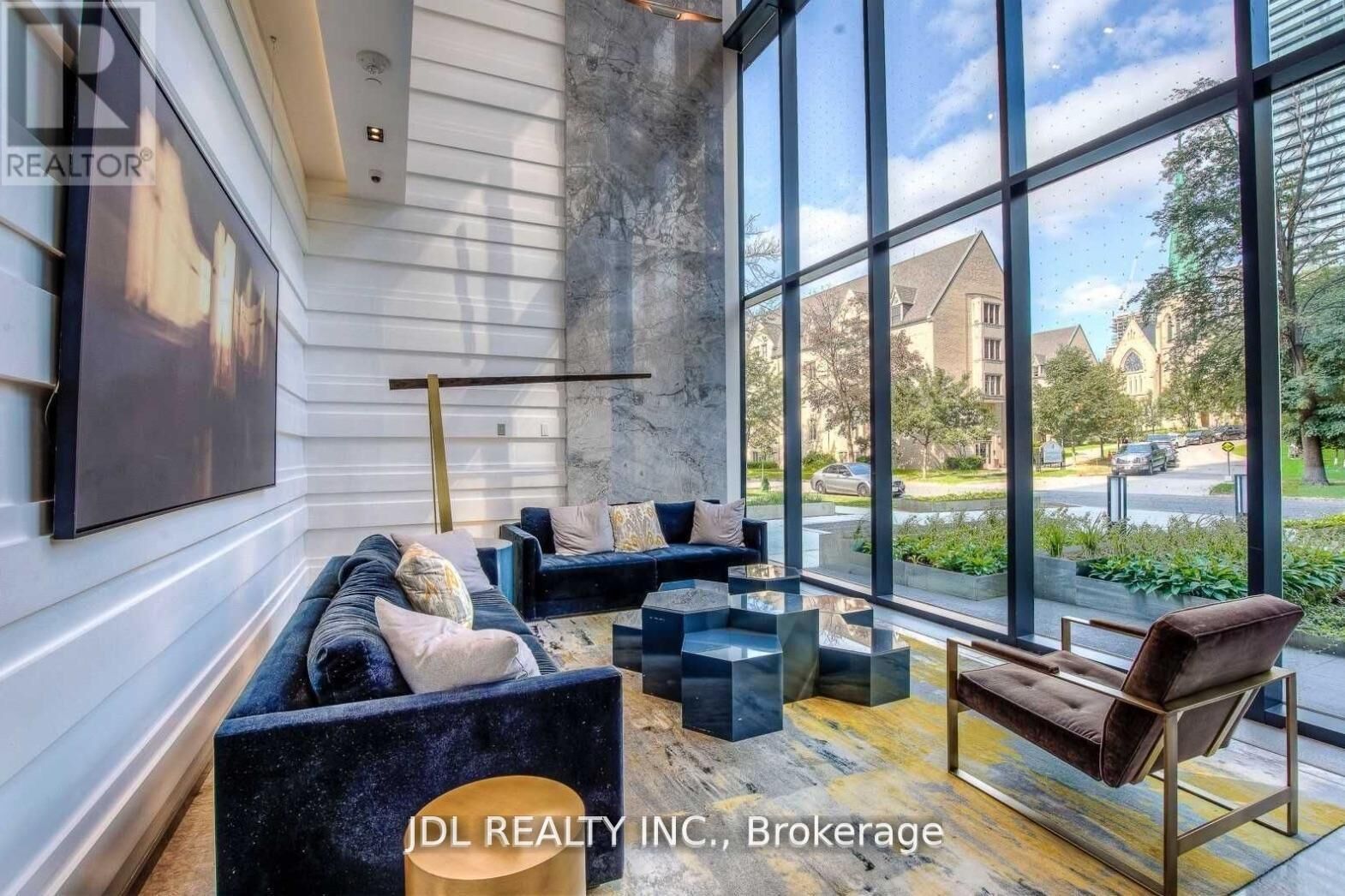 Property Photo:  57 St Joseph Street 1108  ON M5S 0C5 