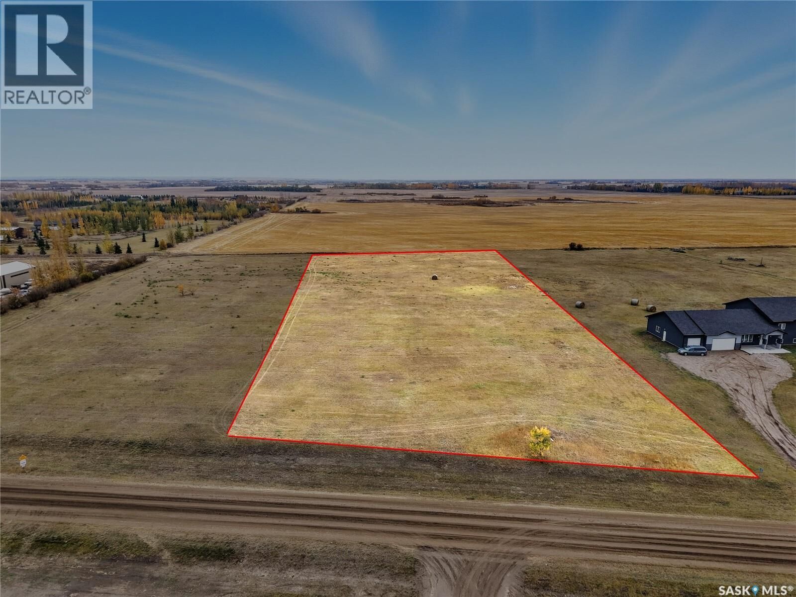 Property Photo:  75 D Antelope Road  SK S7C 0B6 