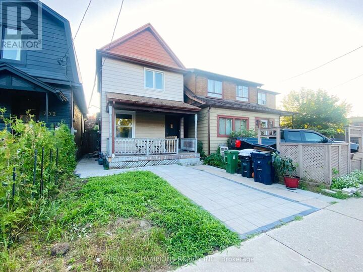 Property Photo:  734 Willard Avenue Main  ON M6S 3S5 