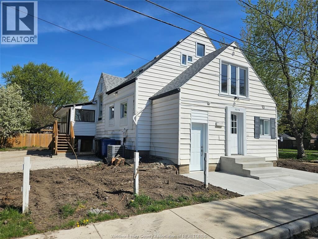 Photo de la propriété:  3216 Manchester Road 2  ON N9C 1X9 