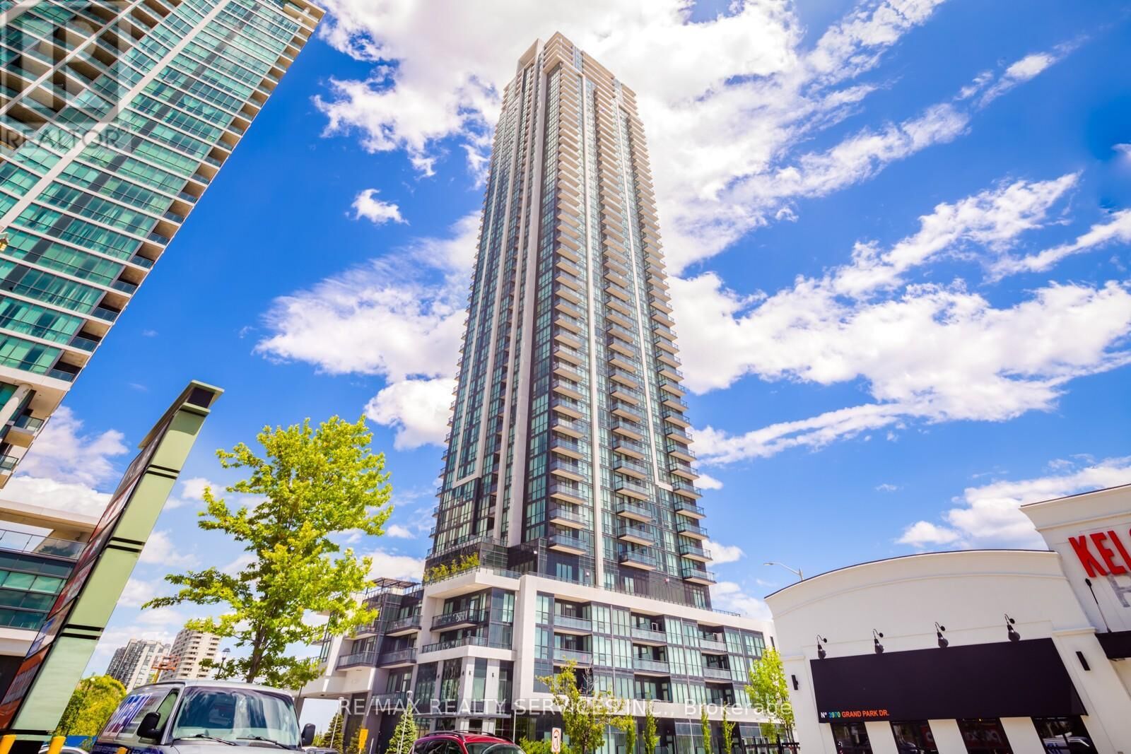Property Photo: 3975 Grand Park Drive 1506 ON L5B 0K4
