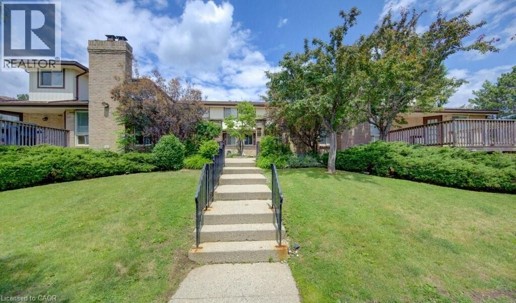 Property Photo:  458 Beechwood Place 3  ON N2T 1Y9 