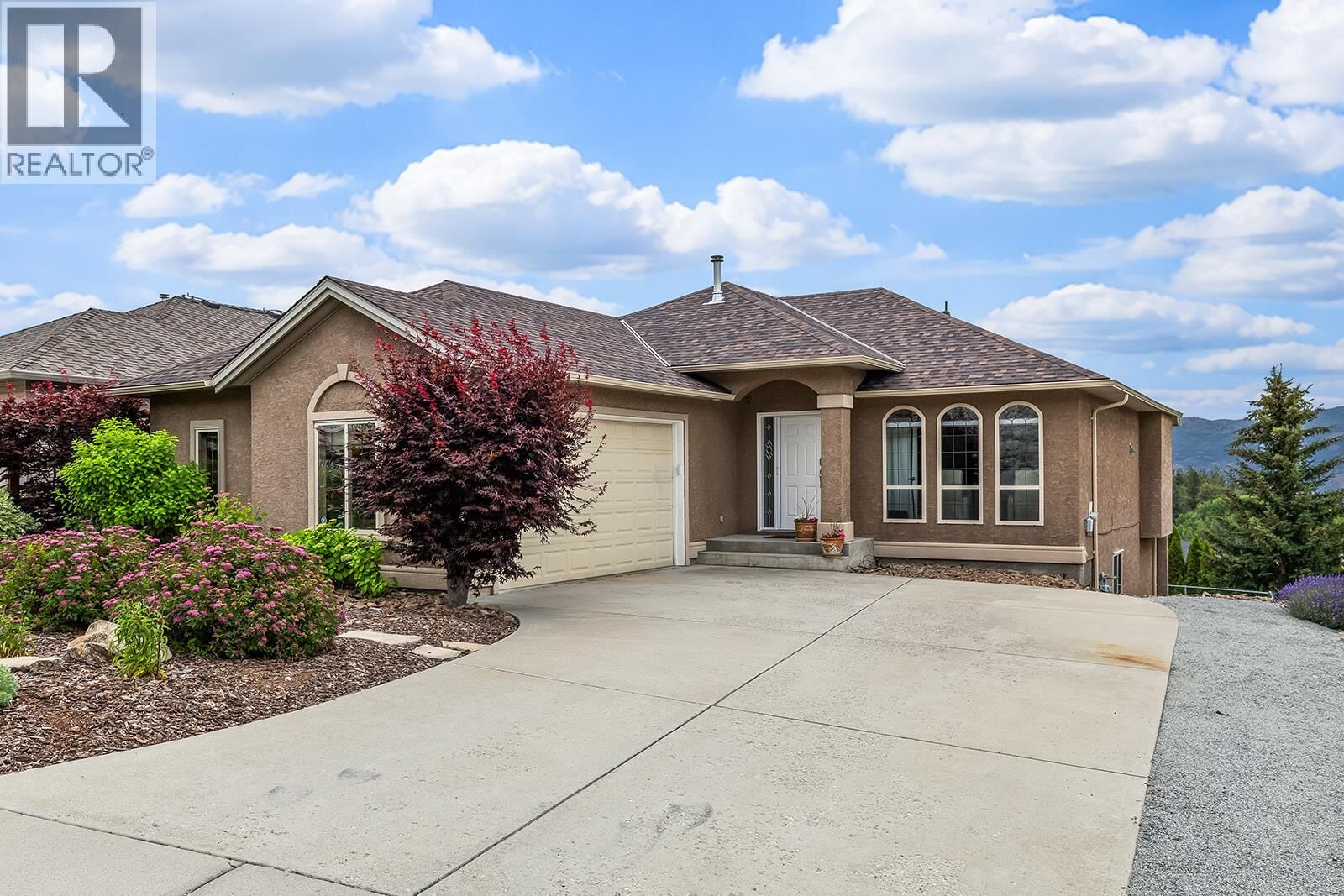 Property Photo: 3069 Bridlehill Drive BC V4T 2W2