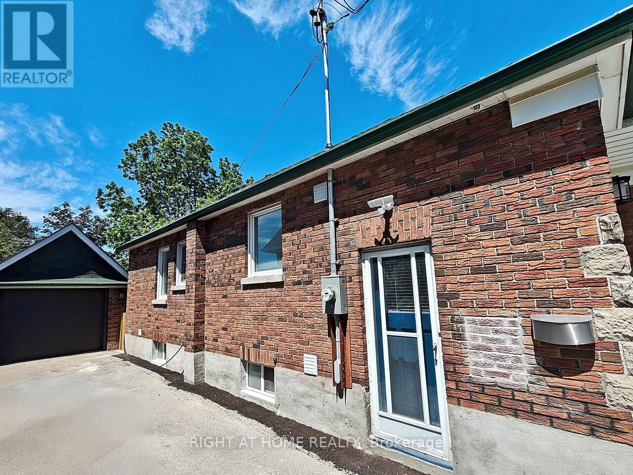 Property Photo: 92 Cadillac Avenue South Basement ON L1H 5Z2