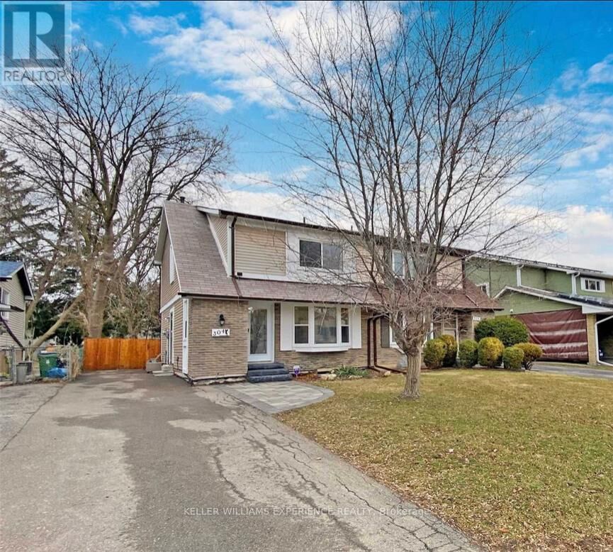 Property Photo:  304 Cliffwood Road  ON M2H 2E5 