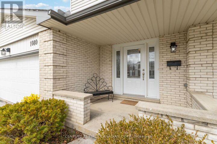 Property Photo: 1080 Viscount Road ON N6K 1H8