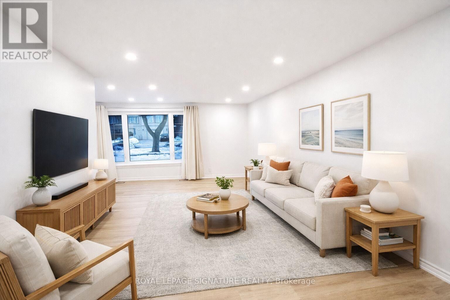 Photo de la propriété: 14 Glentworth Road ON M2J 2E6