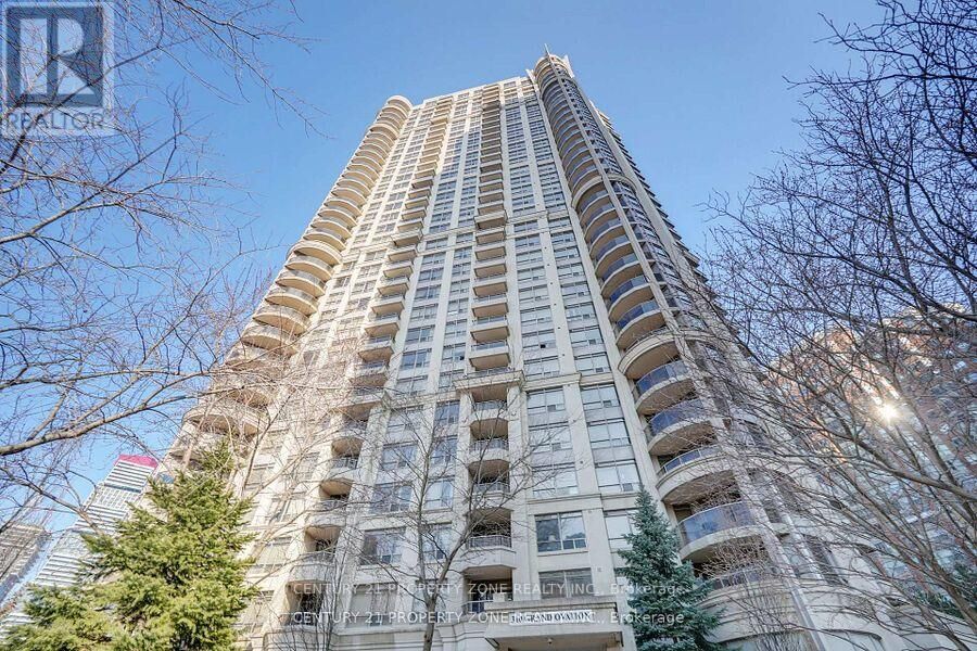 Property Photo: 310 Burnhamthorpe Road West 1703 ON L5B 4P9