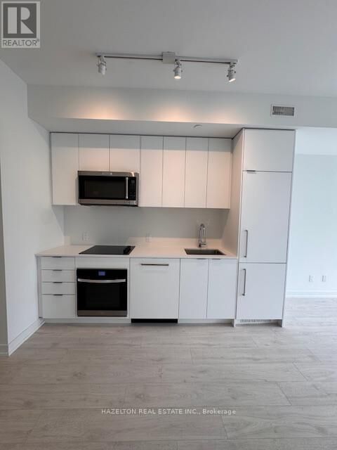 Property Photo: 181 Sheppard Avenue East 417 ON M2N 3A6