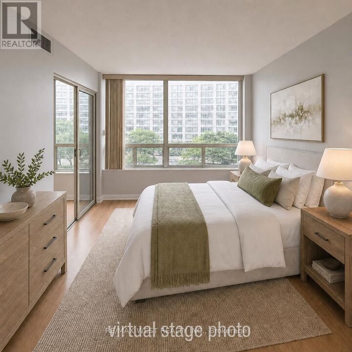 Property Photo: 309 Major Mackenzie Drive East 513 ON L4C 9V5