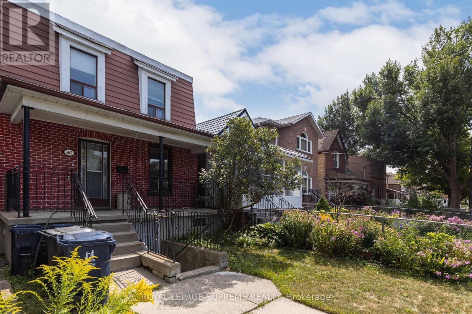 Property Photo: 367 Westmoreland Avenue North Main ON M6H 3A6