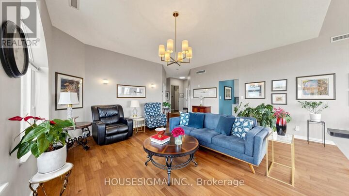 Property Photo: 3 Dayspring Circle 505 ON L6P 1B7