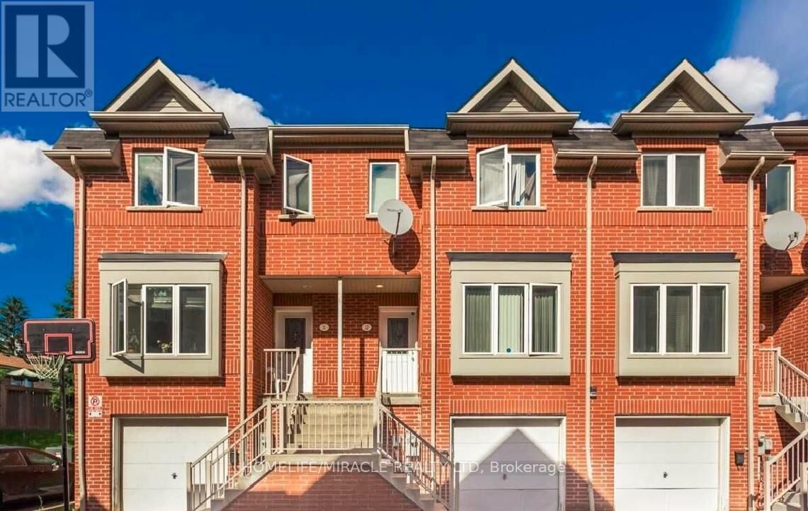 Property Photo: 4200 Kingston Road 12 ON M1E 2M6