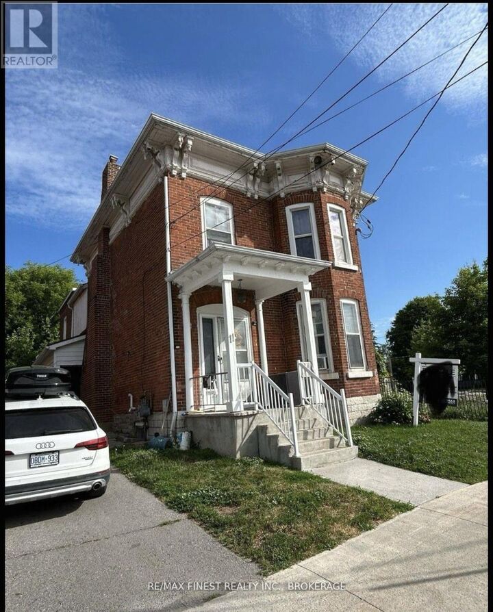 Property Photo:  11 Bridge Street West  ON K7R 2C2 