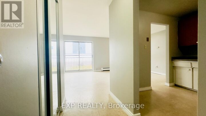 Property Photo: 76 Brybeck Crescent 202 ON N2M 2C6