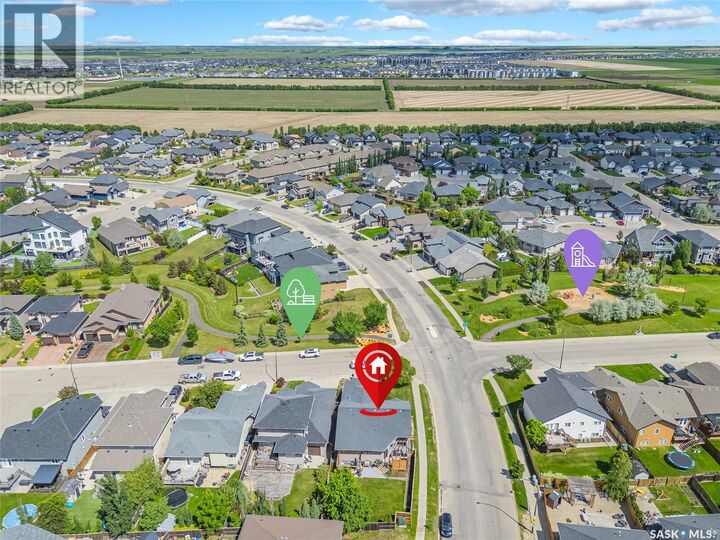 Property Photo: 519 Trimble Crescent SK S7W 0E1
