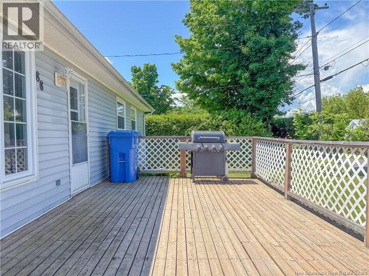 Property Photo:  88 Hillcrest Avenue  NB E7P 1N2 