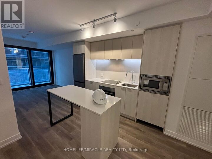 Property Photo: 1 Jarvis Street 618 ON L8R 0A8