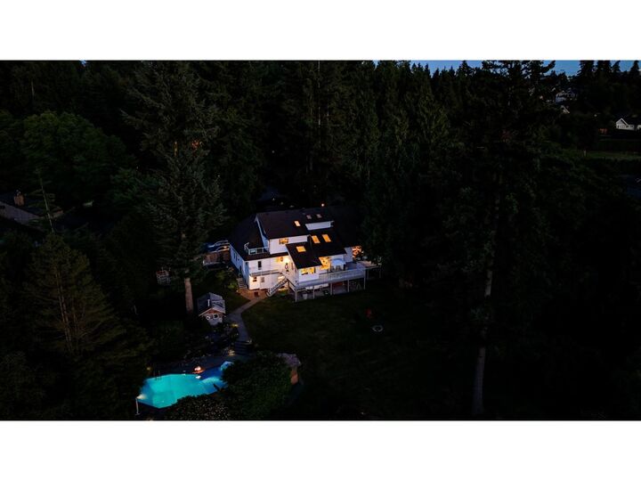 Property Photo: 16233 30B Avenue BC V4P 2X7