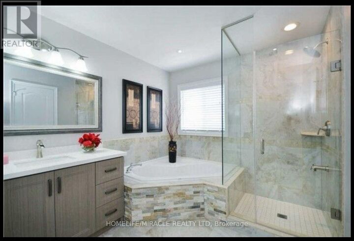 Property Photo:  32 Okanagan Drive  ON L6R 2X9 