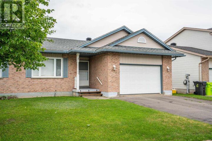 Property Photo: 870 Lake St ON P6B 6K2