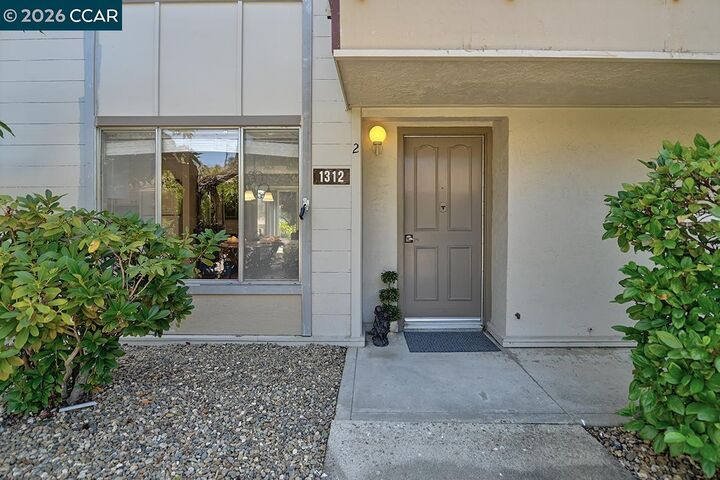 Property Photo:  1312 Skycrest 2  CA 94595 