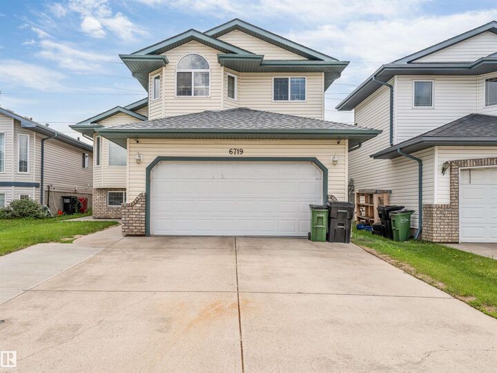 Property Photo:  6719 164 Ave NW  AB T5Z 3M4 