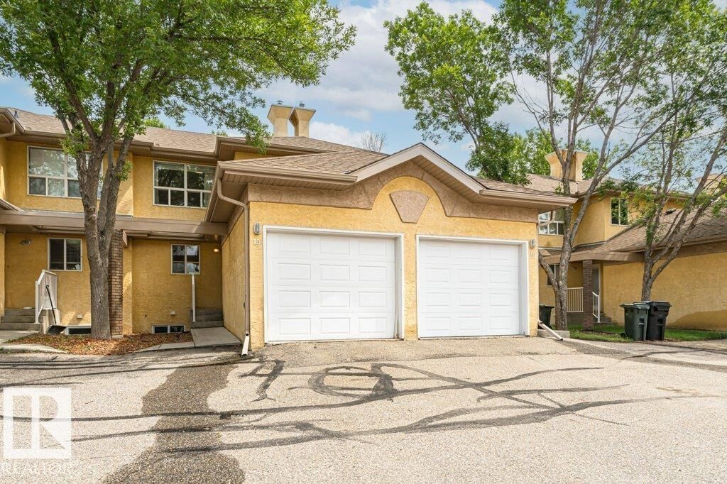 Property Photo: 901 Normandy Drive 15 AB T8A 5V7