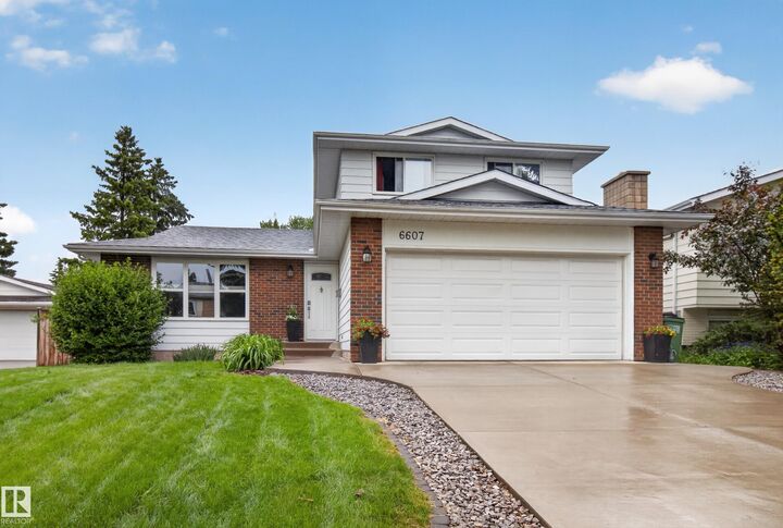 Property Photo:  6607 187 Street NW  AB T5T 2N1 