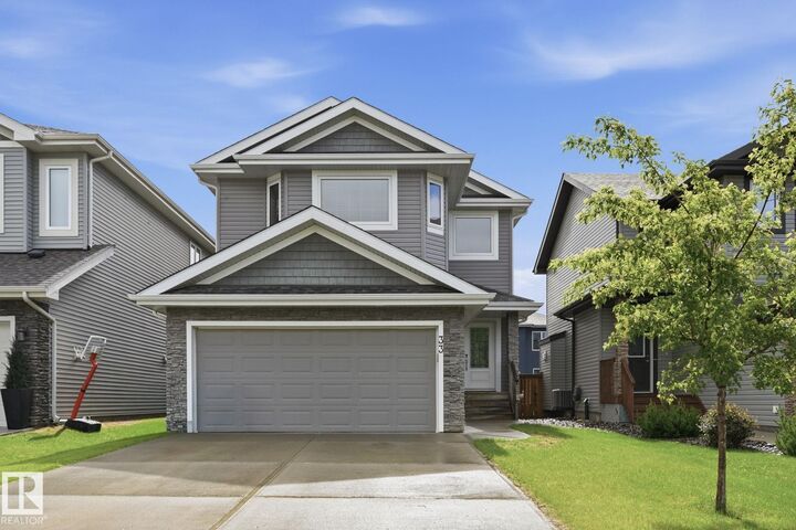33 Riviere Terrace — photo 1