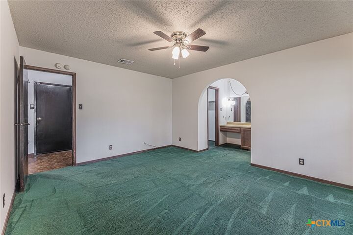 Property Photo: 2001 Stagecoach Trail TX 76502