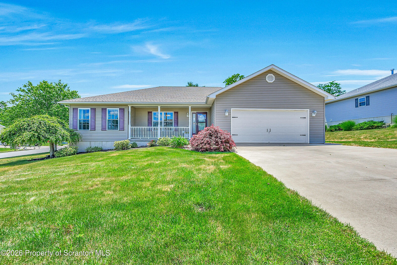 Property Photo: 101 Cleveland Drive PA 18433