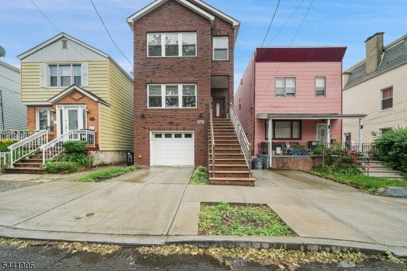 Property Photo:  19 Terhune Ave  NJ 07305 