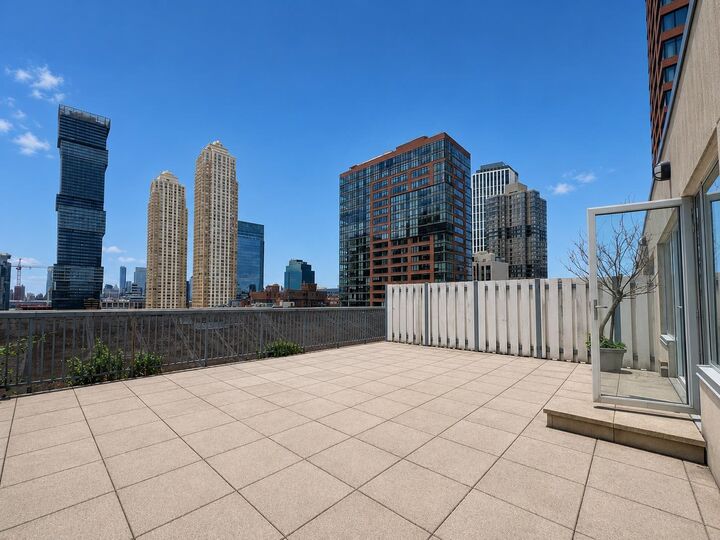 Property Photo:  150 Bay St Ph11  NJ 07302 