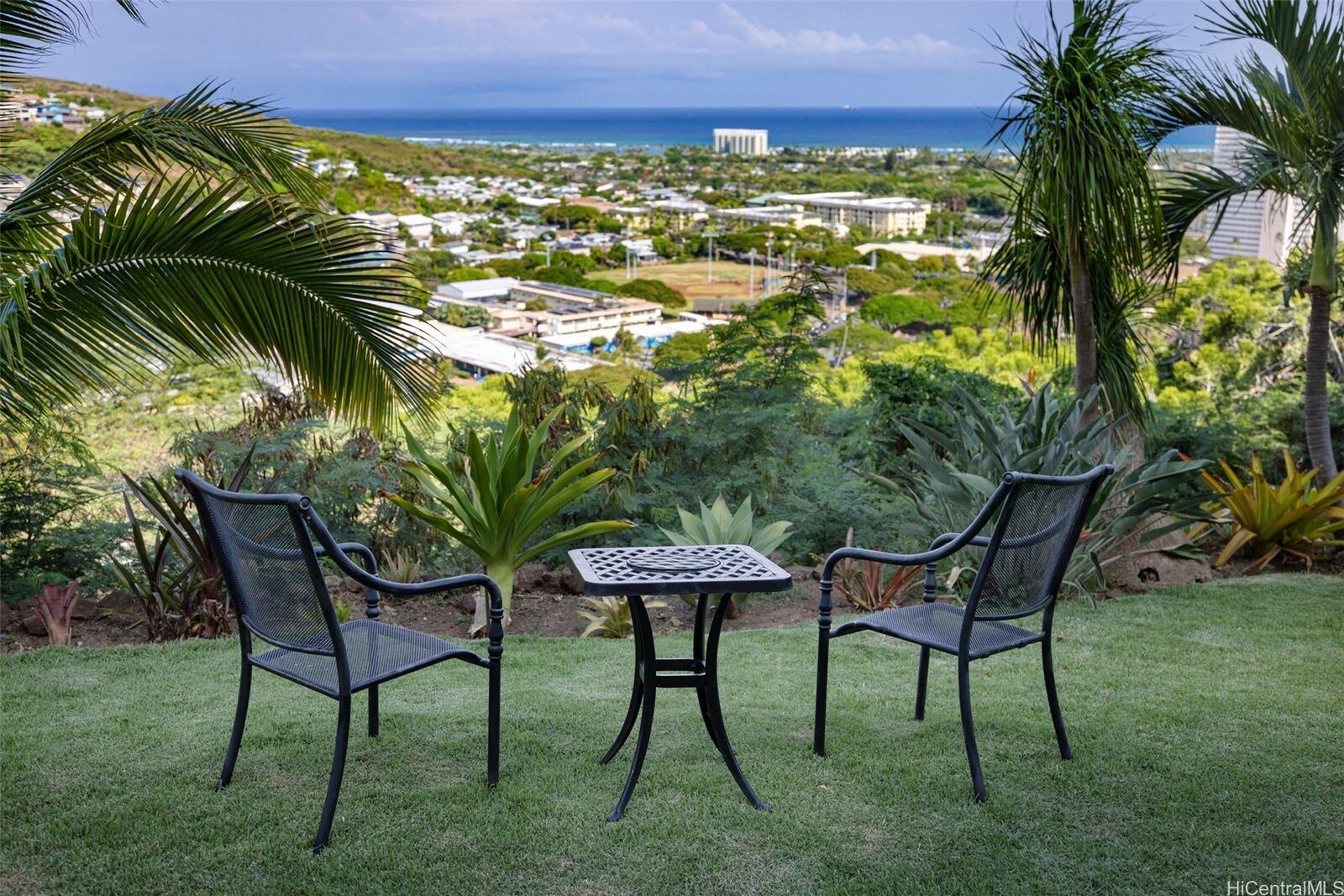 Property Photo: 1603 Paula Drive D HI 96816