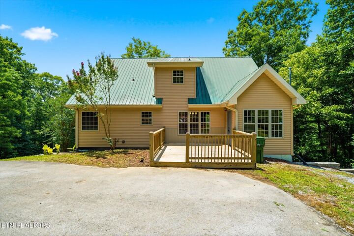 Property Photo: 1134 Deer Trail Way TN 37865