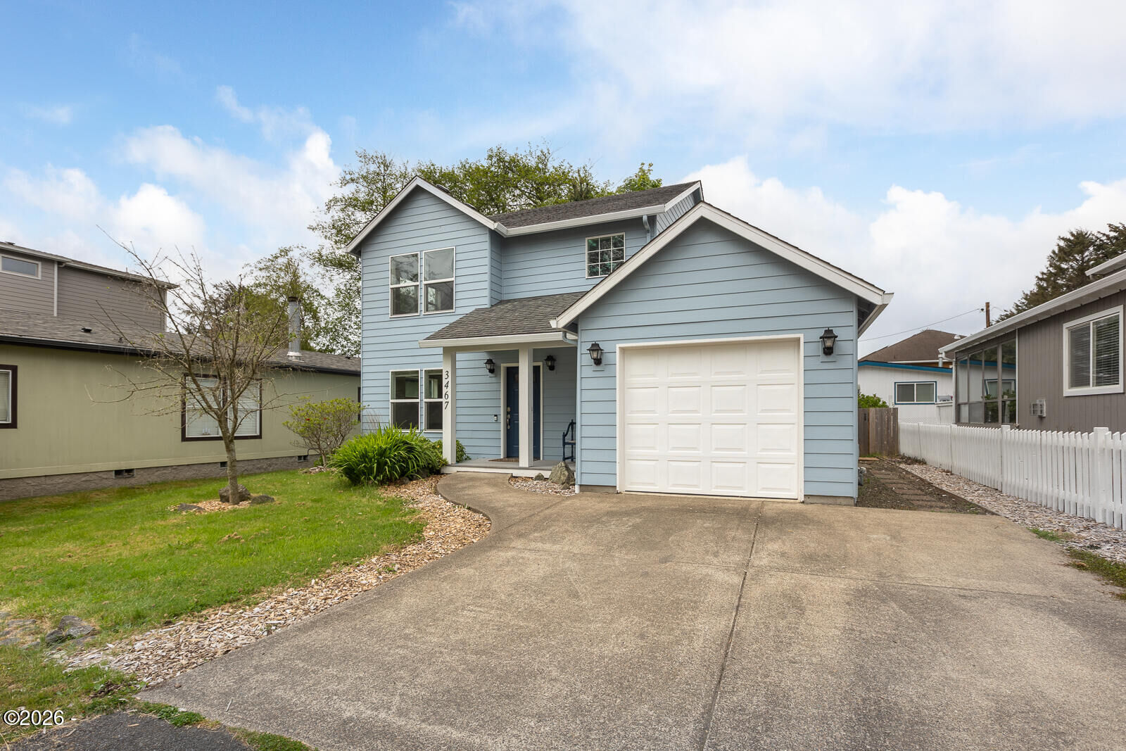 Property Photo:  3467 NW Oar Avenue  OR 97367 