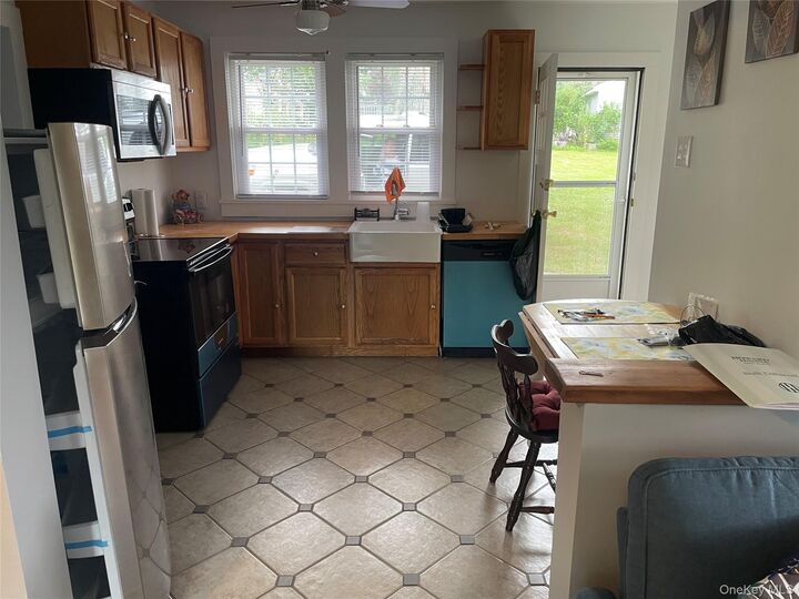 Property Photo:  92 Stein Road 4  NY 12566 
