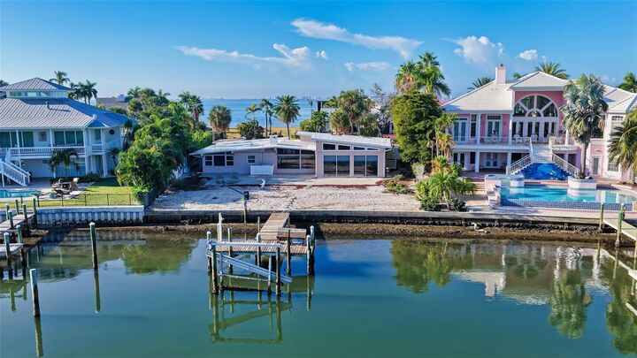 Property Photo:  355 S Shore Drive  FL 34234 