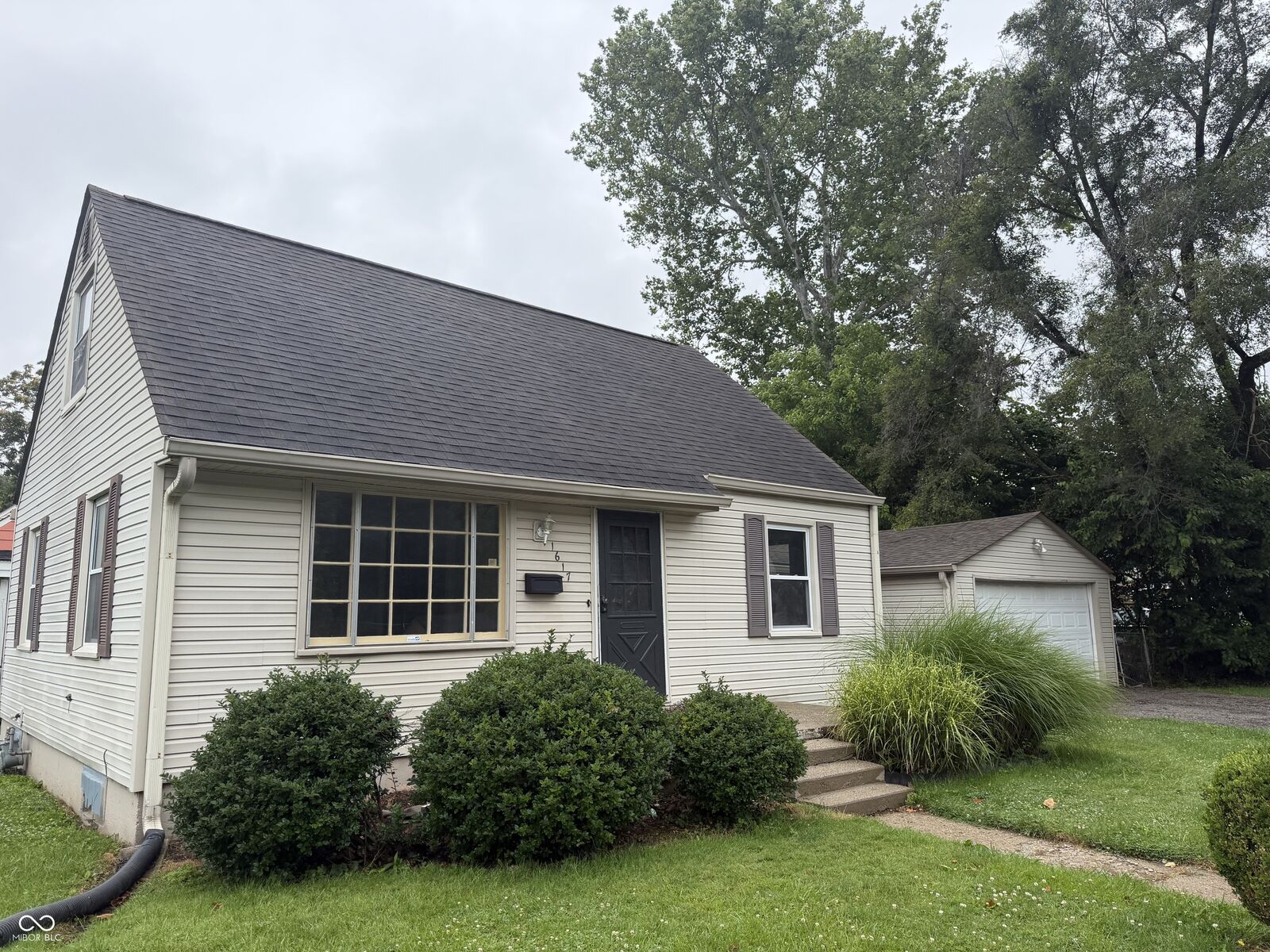 Property Photo:  1617 E 45th Street  IN 46205 