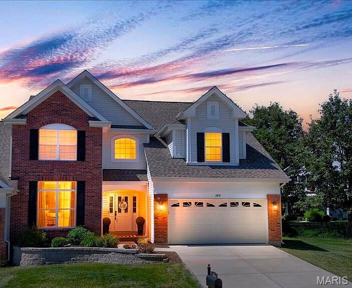 Property Photo: 688 Bluffs View Court MO 63025
