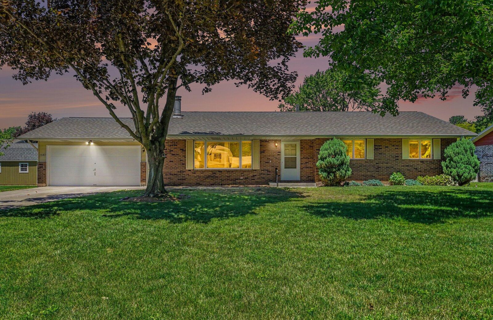 Property Photo: 1549 Trebor Road MI 49085