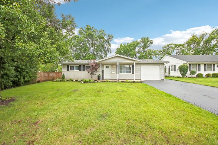 Property Photo: 10227 Hilltop Drive IL 60462