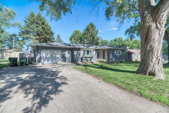 Property Photo:  22557 S Carrie Avenue  IL 60410 
